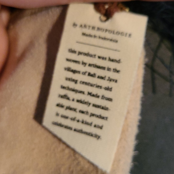 NWT Anthropologie raffia suede pouch - Picture 5 of 5